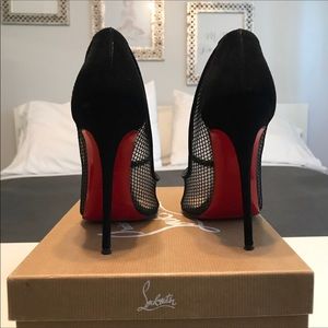 👠Christian Louboutin Follies Resille fishnet 120s